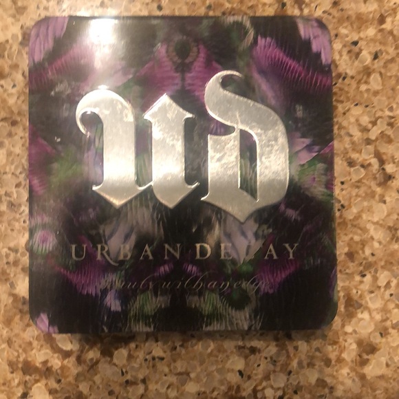 Urban decay palette - Picture 2 of 2